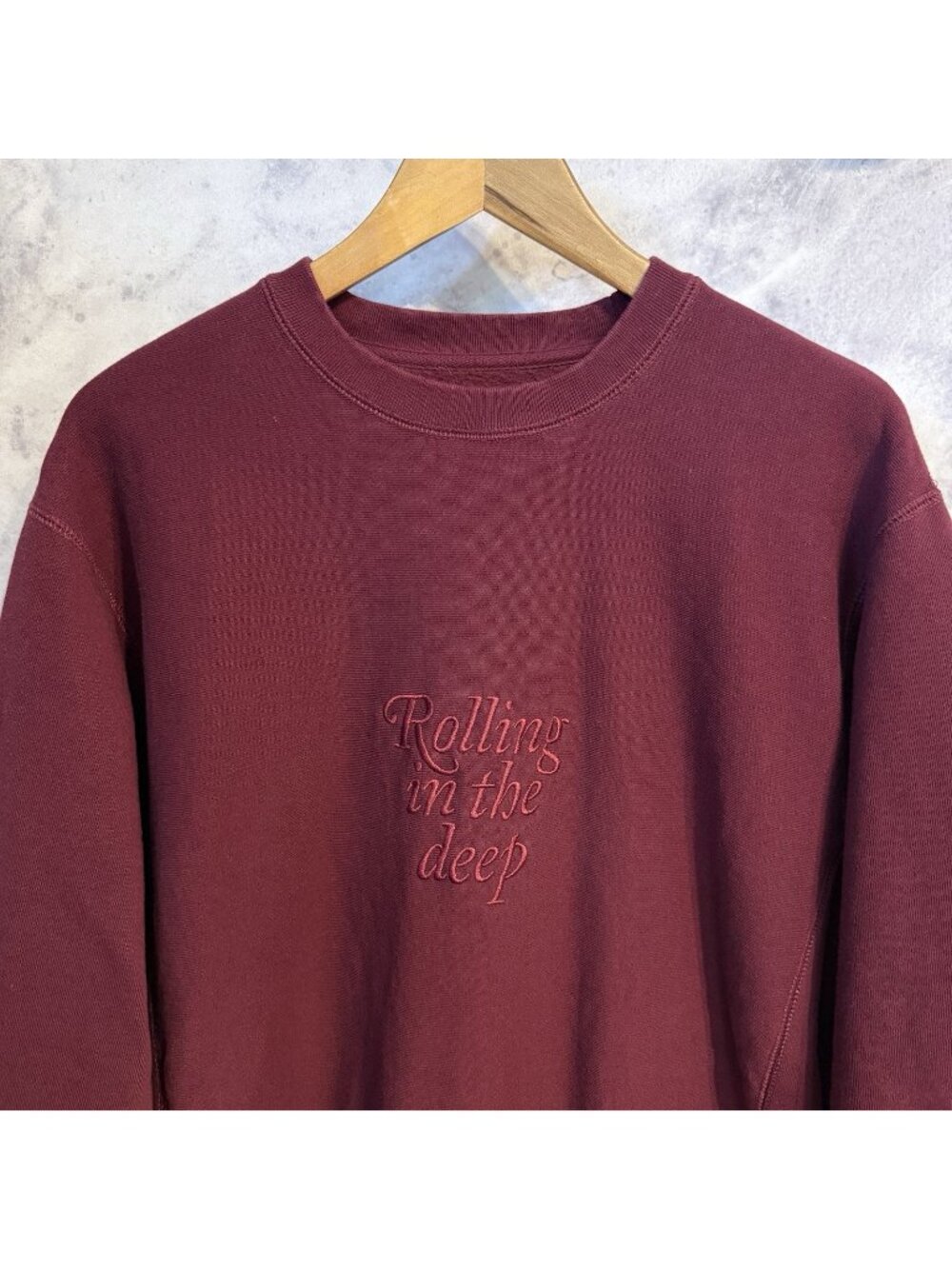 Adele Rolling in the Deep Sweatshirt Adult XL Maroon Embroidered